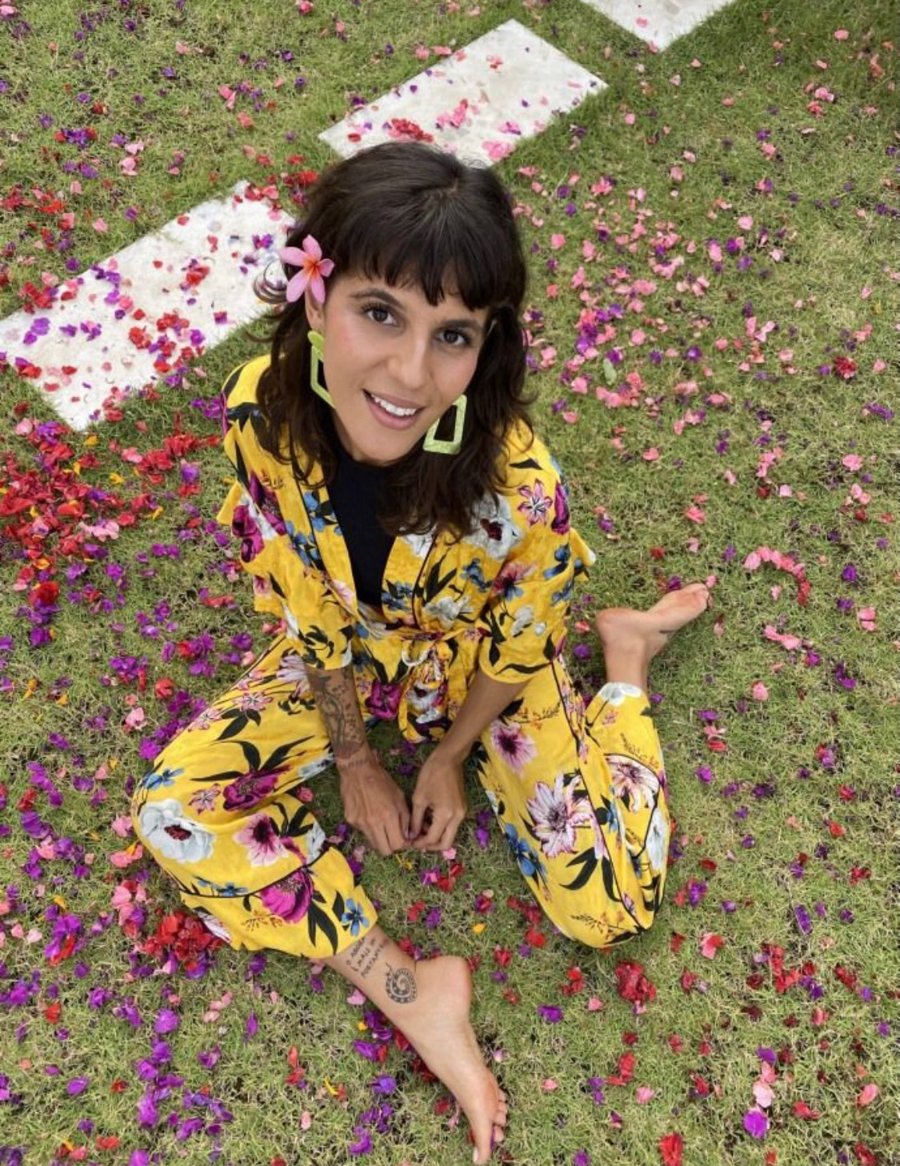 Yellow florals and a grin